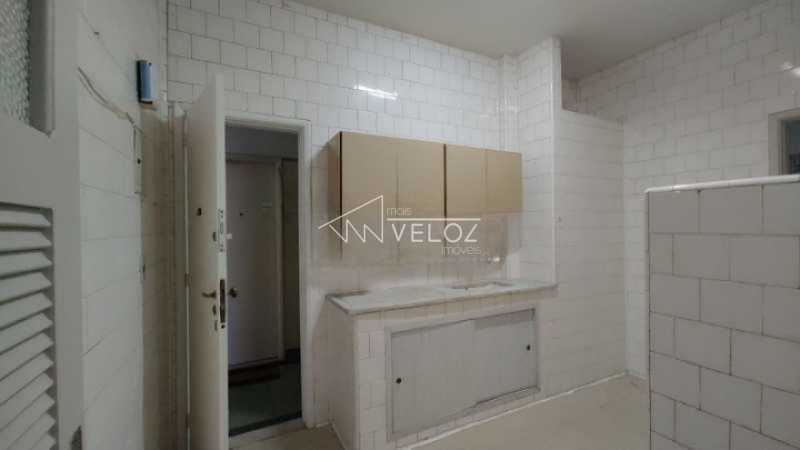 Apartamento à venda com 2 quartos, 75m² - Foto 19