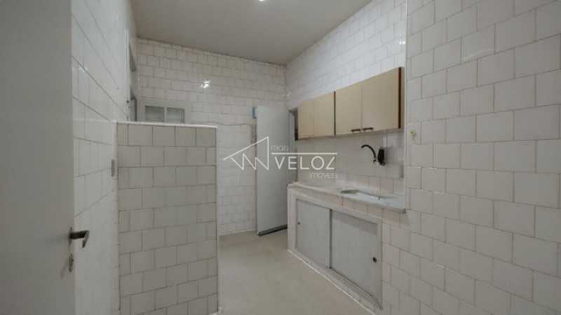 Apartamento à venda com 2 quartos, 75m² - Foto 20