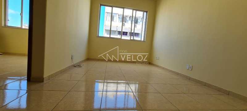 Apartamento à venda com 2 quartos, 58m² - Foto 9