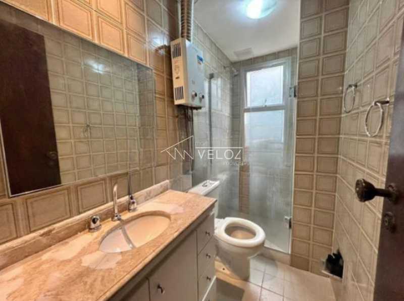 Apartamento à venda com 2 quartos, 75m² - Foto 9