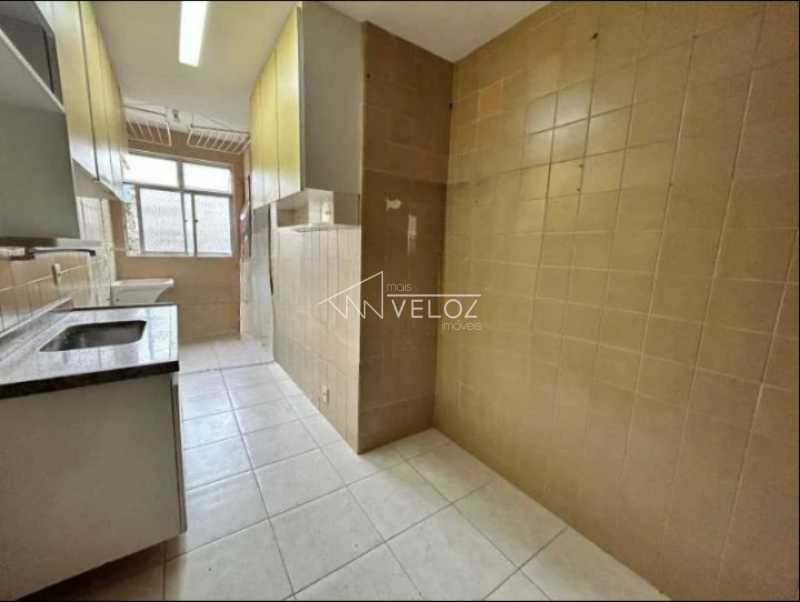 Apartamento à venda com 2 quartos, 75m² - Foto 12