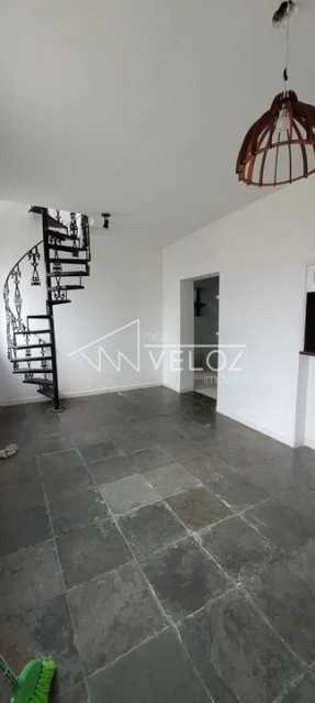 Casa à venda com 2 quartos, 100m² - Foto 2