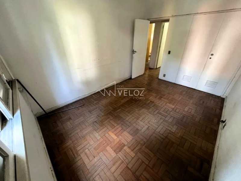 Apartamento à venda com 3 quartos, 130m² - Foto 13