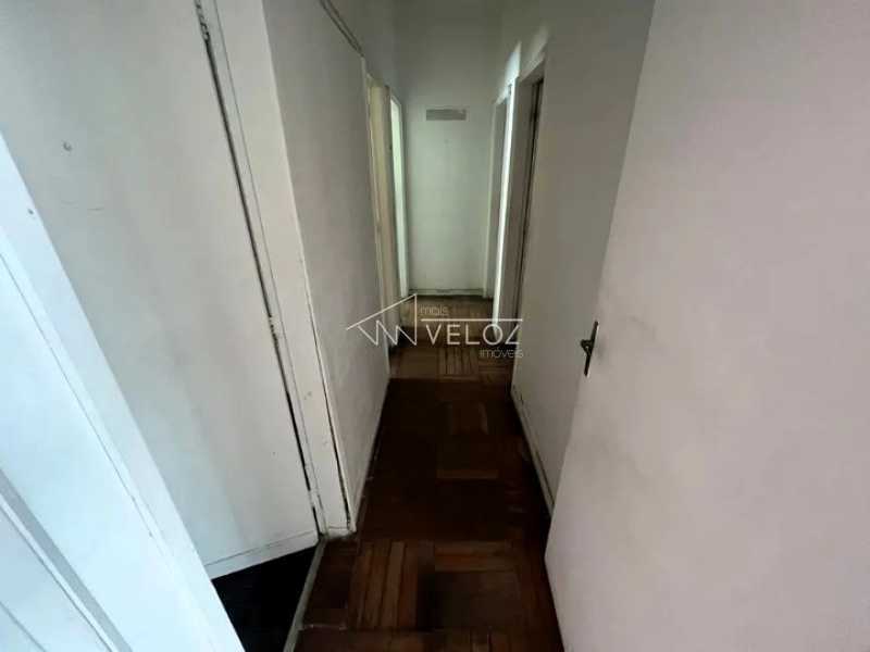 Apartamento à venda com 3 quartos, 130m² - Foto 7