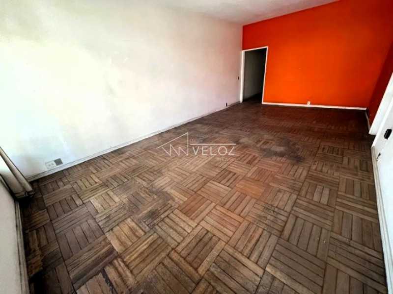 Apartamento à venda com 3 quartos, 130m² - Foto 5