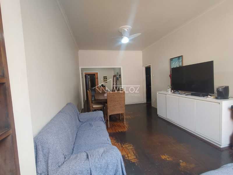 Apartamento à venda com 3 quartos, 119m² - Foto 4