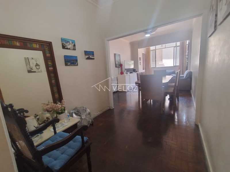 Apartamento à venda com 3 quartos, 119m² - Foto 3