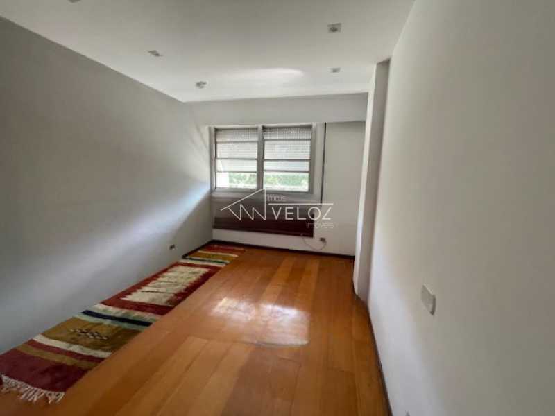 Apartamento à venda com 5 quartos, 301m² - Foto 18