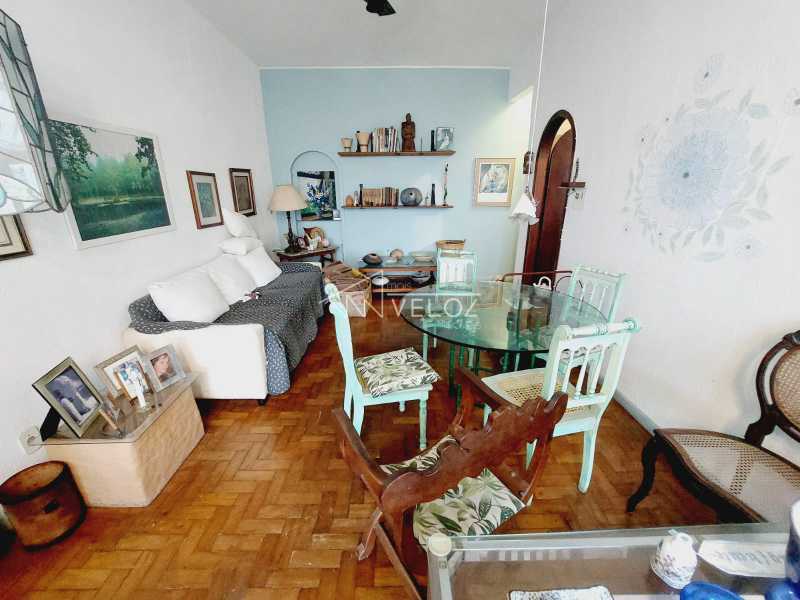 Apartamento à venda com 2 quartos, 80m² - Foto 3