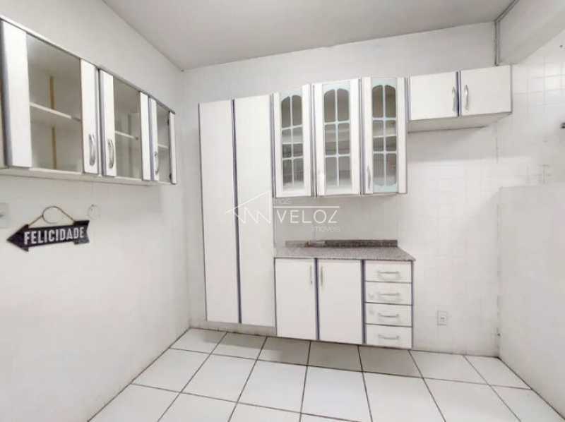 Apartamento à venda com 3 quartos, 130m² - Foto 15