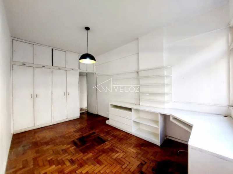 Apartamento à venda com 3 quartos, 130m² - Foto 5