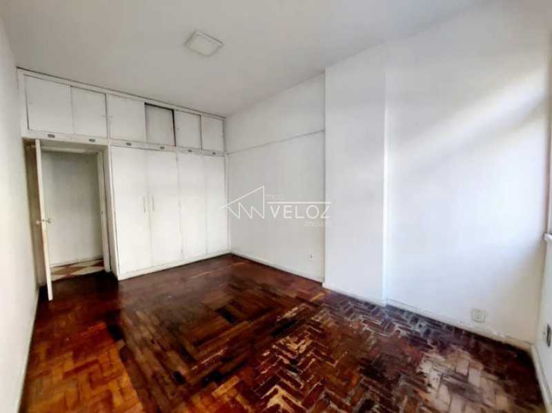 Apartamento à venda com 3 quartos, 130m² - Foto 6