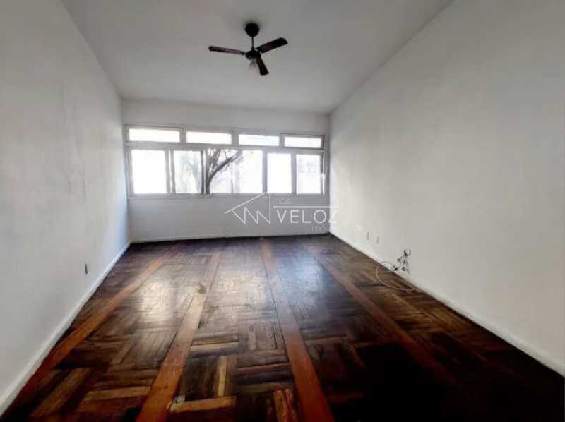 Apartamento à venda com 3 quartos, 130m² - Foto 7