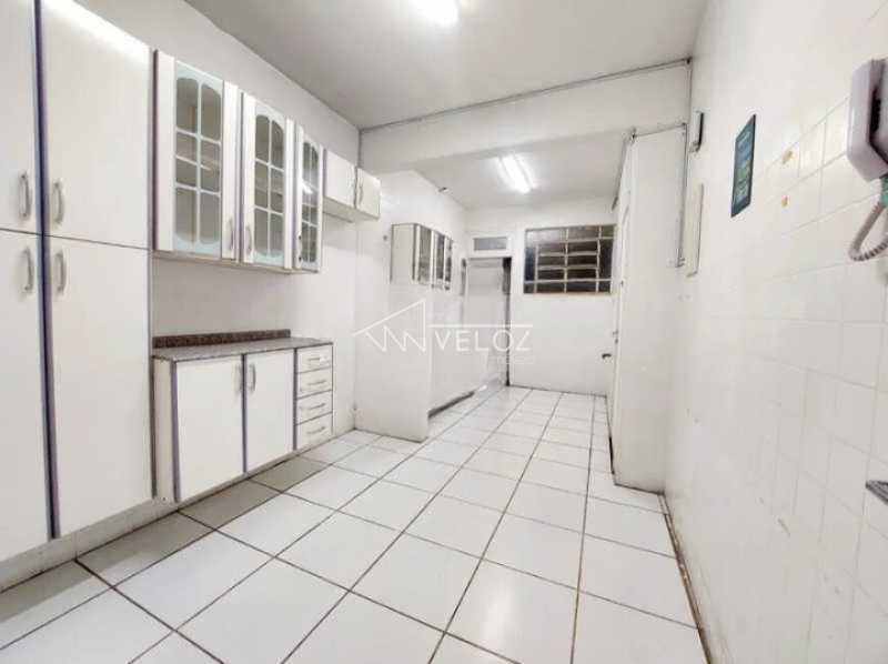 Apartamento à venda com 3 quartos, 130m² - Foto 20