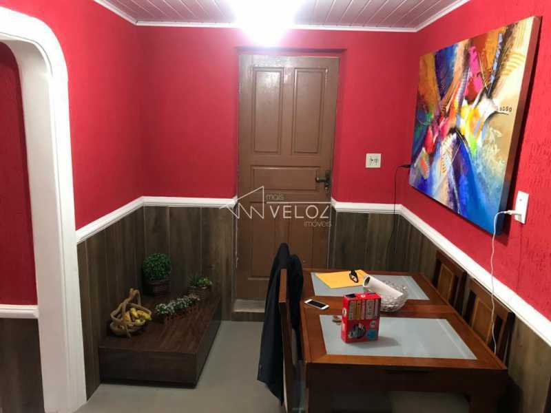 Casa de Vila à venda com 5 quartos, 283m² - Foto 8