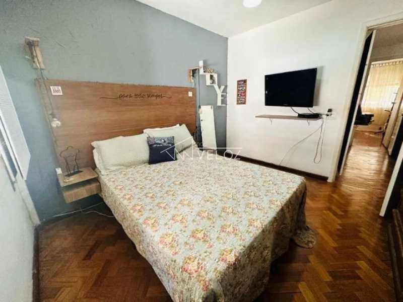 Apartamento à venda com 4 quartos, 200m² - Foto 28