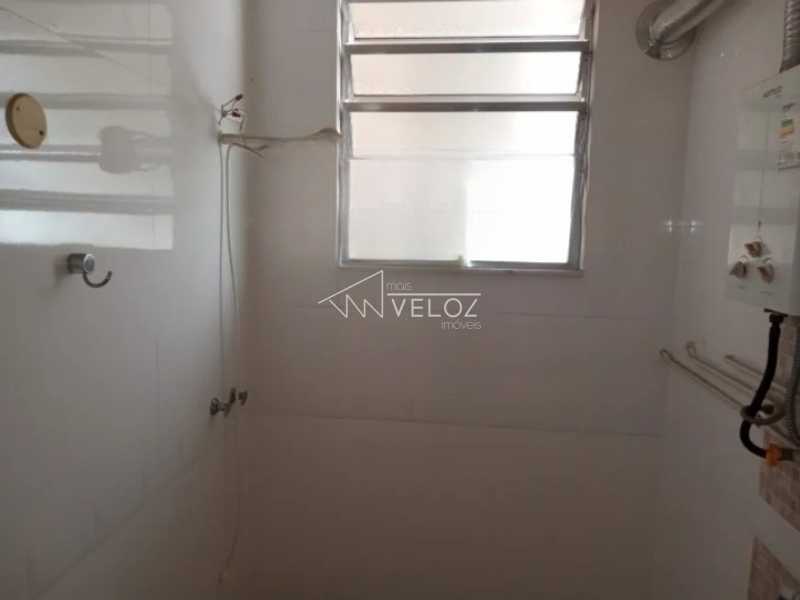 Apartamento à venda com 2 quartos, 68m² - Foto 3