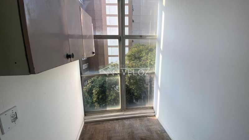 Apartamento à venda com 2 quartos, 100m² - Foto 13