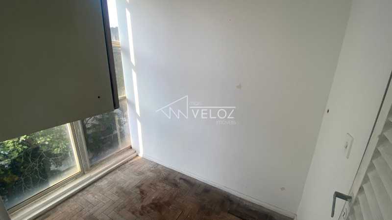 Apartamento à venda com 2 quartos, 100m² - Foto 14