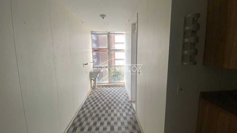 Apartamento à venda com 2 quartos, 100m² - Foto 17