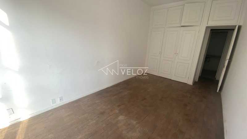 Apartamento à venda com 2 quartos, 100m² - Foto 4