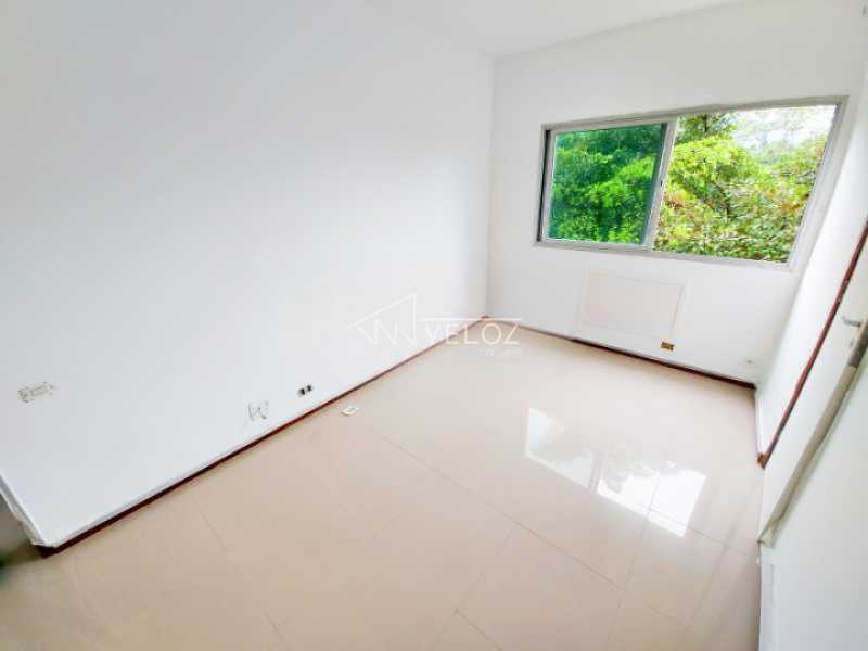 Apartamento à venda com 3 quartos, 101m² - Foto 4