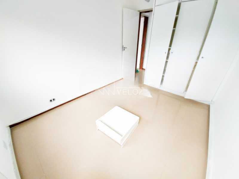 Apartamento à venda com 3 quartos, 101m² - Foto 10