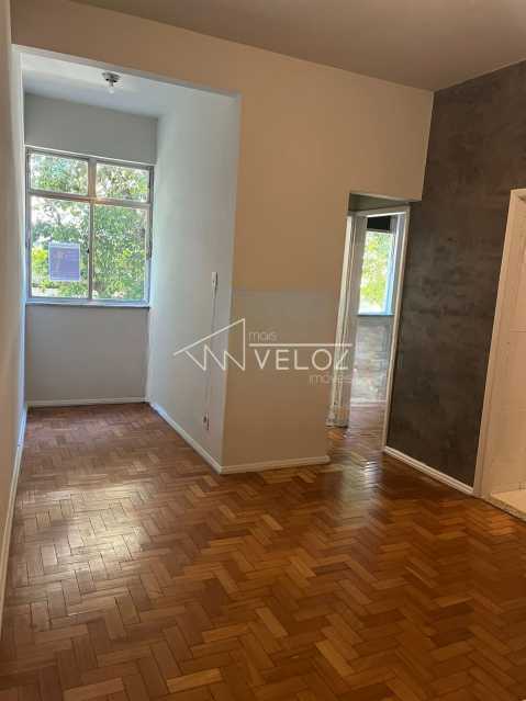 Apartamento à venda com 1 quarto, 39m² - Foto 3