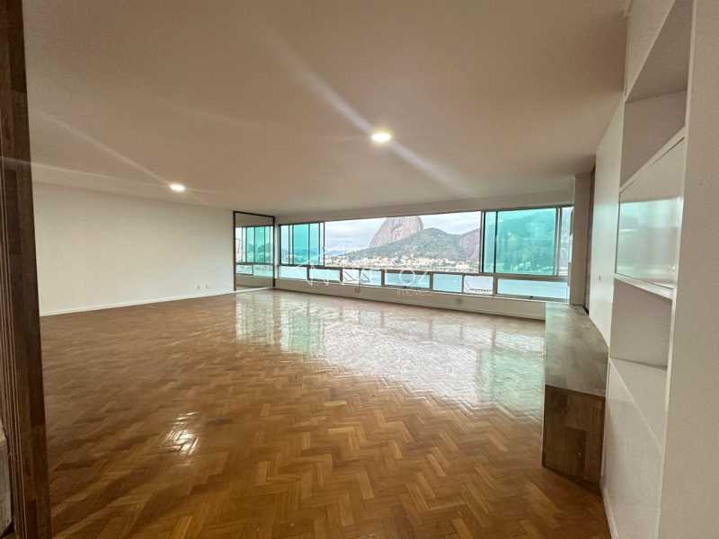 Apartamento à venda com 4 quartos, 268m² - Foto 4