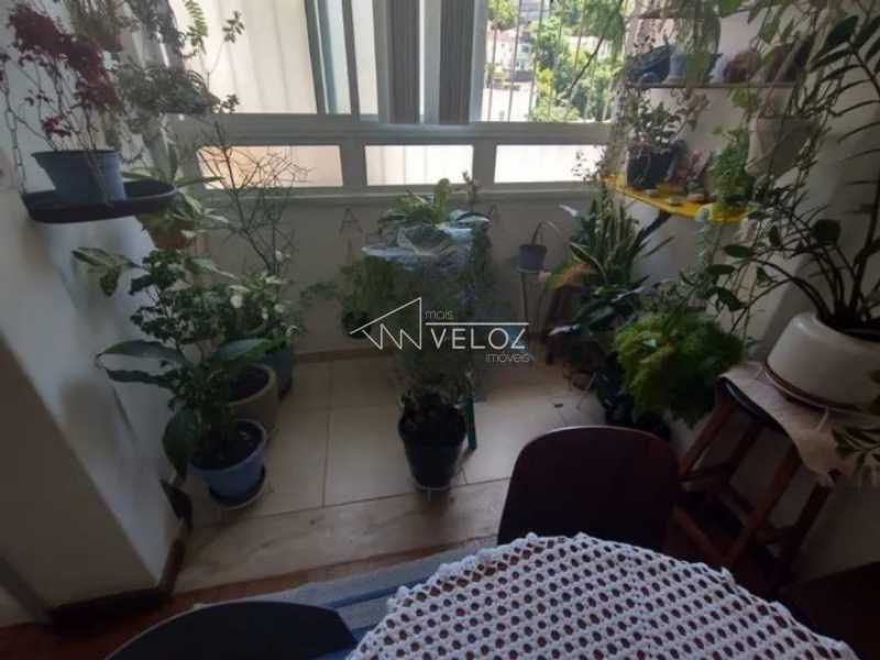 Apartamento à venda com 2 quartos, 91m² - Foto 4