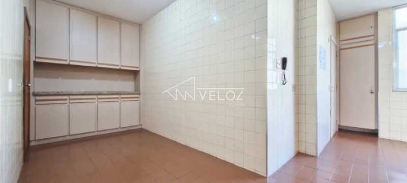 Apartamento à venda com 3 quartos, 130m² - Foto 22