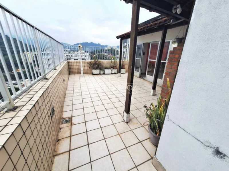 Cobertura à venda com 4 quartos, 190m² - Foto 4