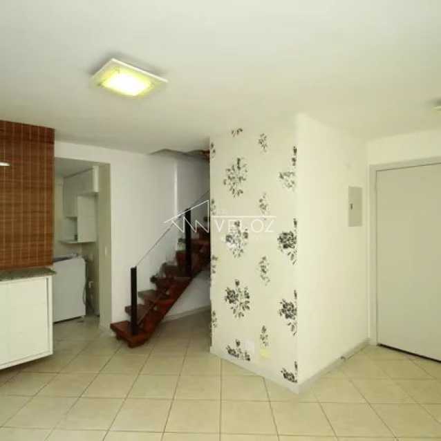 Apartamento à venda com 2 quartos, 58m² - Foto 1