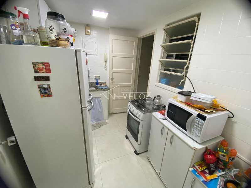 Apartamento à venda com 1 quarto, 61m² - Foto 9