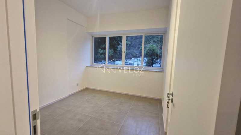 Apartamento à venda com 3 quartos, 90m² - Foto 9