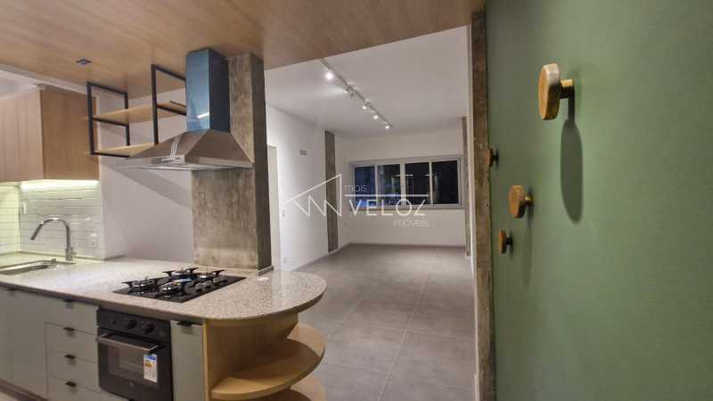 Apartamento à venda com 3 quartos, 90m² - Foto 15