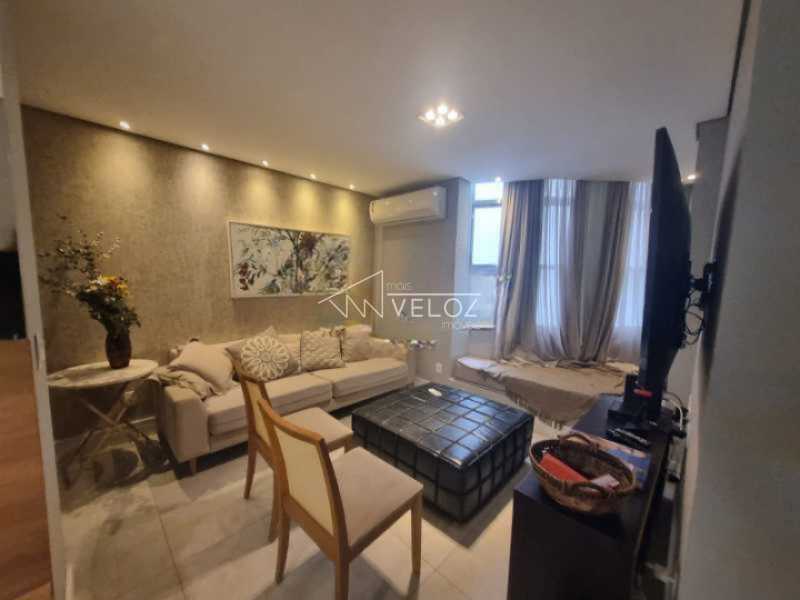 Apartamento à venda com 2 quartos, 61m² - Foto 1