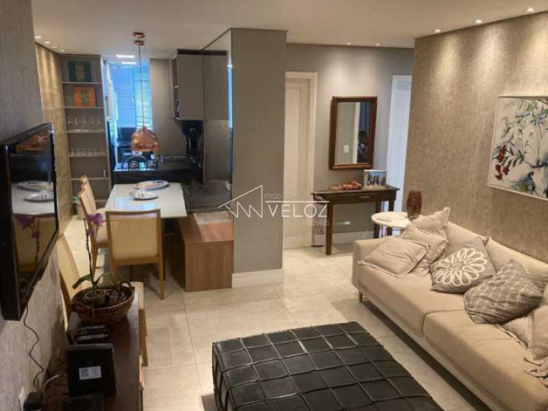 Apartamento à venda com 2 quartos, 61m² - Foto 3