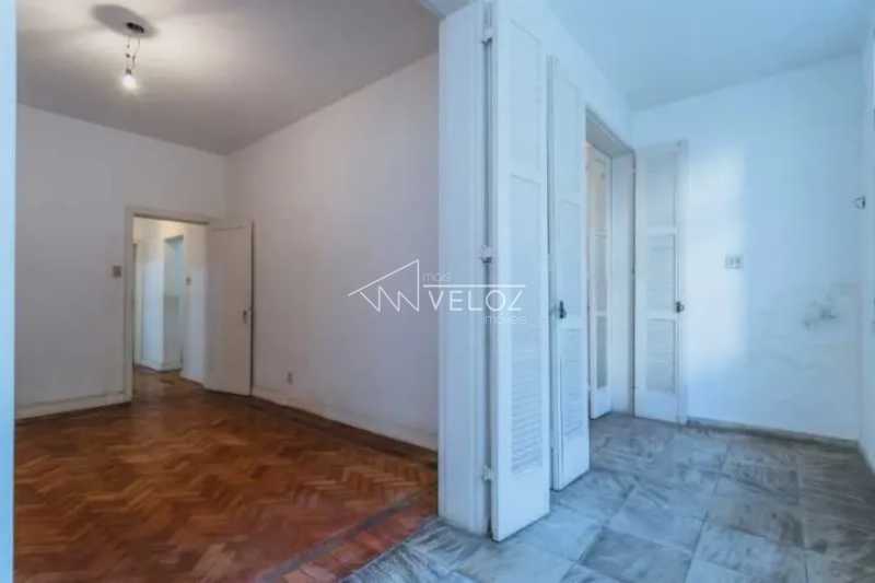 Apartamento à venda com 3 quartos, 166m² - Foto 3