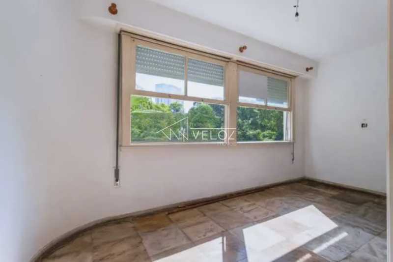 Apartamento à venda com 3 quartos, 166m² - Foto 11