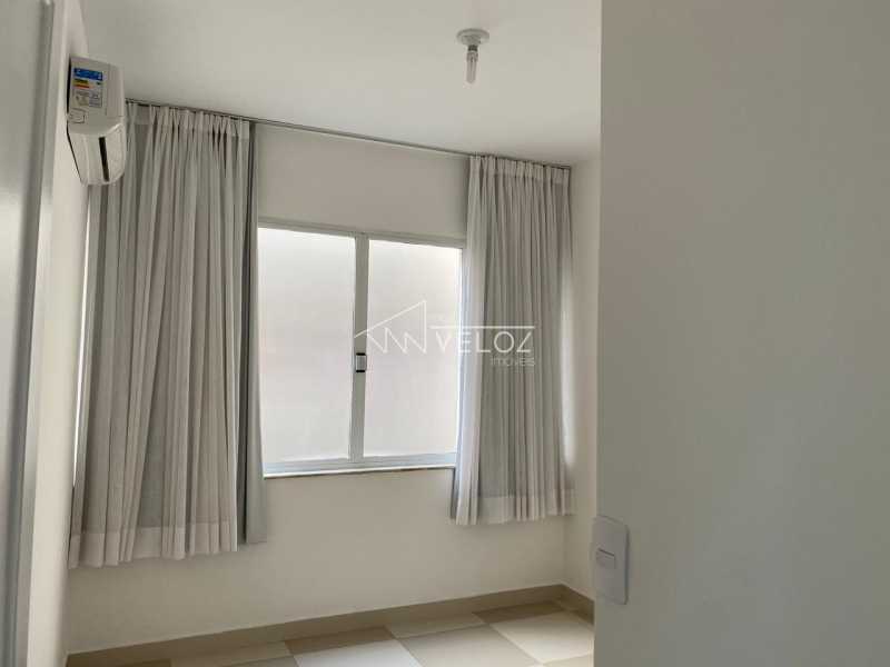 Apartamento à venda com 2 quartos, 76m² - Foto 4