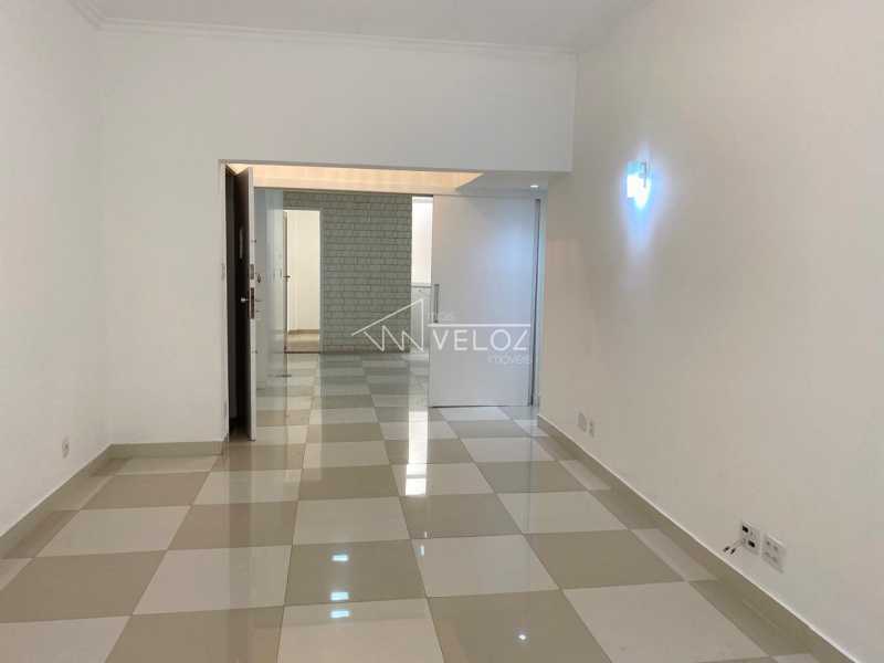 Apartamento à venda com 2 quartos, 76m² - Foto 9