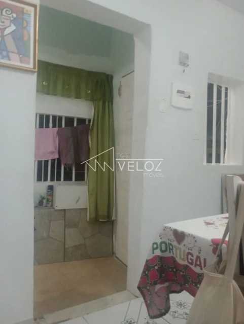 Casa à venda com 3 quartos, 60m² - Foto 2