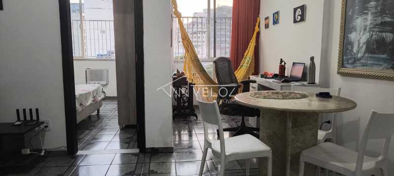 Apartamento à venda com 1 quarto, 43m² - Foto 3