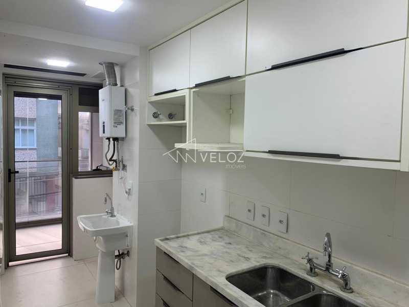 Apartamento à venda com 2 quartos, 95m² - Foto 12