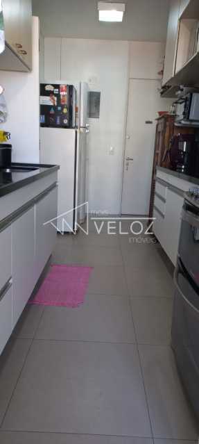 Apartamento à venda com 3 quartos, 105m² - Foto 11