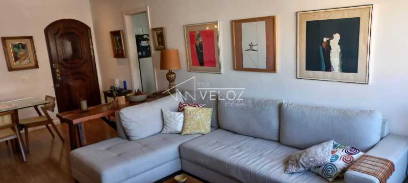 Apartamento à venda com 3 quartos, 105m² - Foto 1