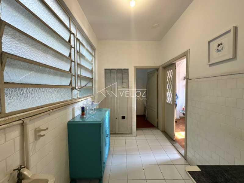 Apartamento à venda com 2 quartos, 125m² - Foto 13