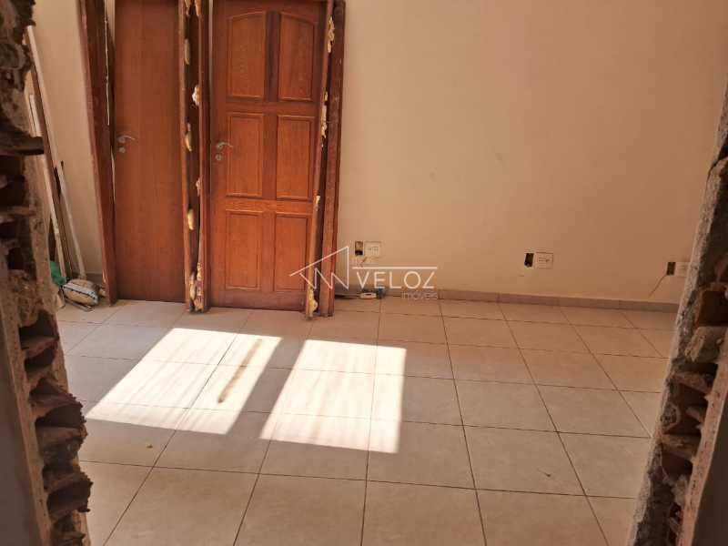 Apartamento à venda com 2 quartos, 59m² - Foto 1