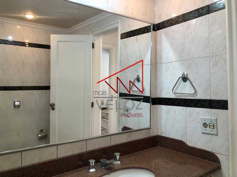 Apartamento à venda com 3 quartos, 147m² - Foto 17